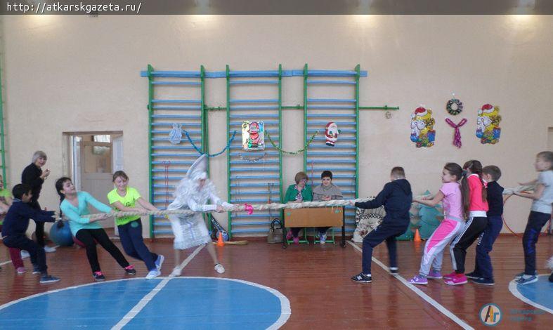 Елизаветинские школьники проверили себя в эстафетах и конкурсах