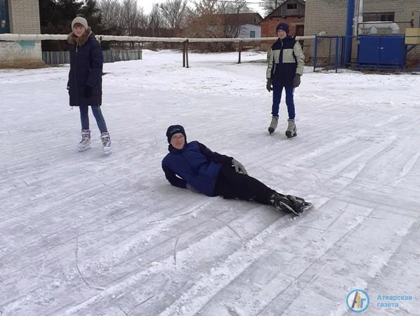 Фермер Ильин подарил Марфинской школе новогоднюю сказку