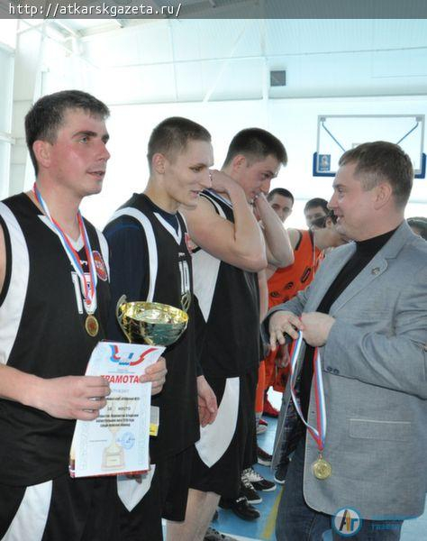Финал баскетбольного Первенства раскалил ФОК «Дельфин» (ФОТО)