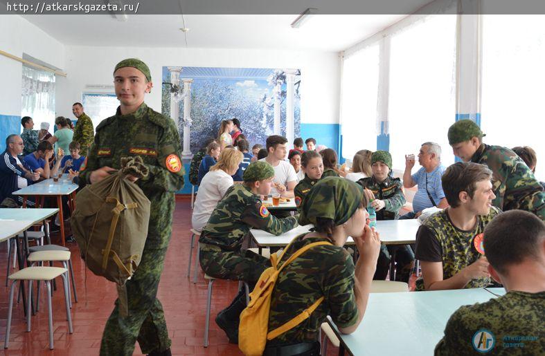 Флаг "Зарницы" нашел ученик Елизаветинской школы - каскадовец Алексей КУРБАШОВ