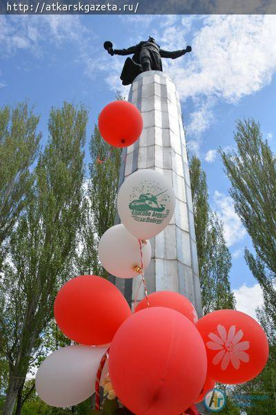 Фотокамера "Аткарской газеты" прошла по весенним улицам (ФОТОРЕПОРТАЖ)