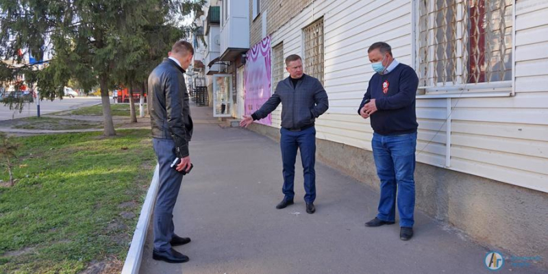 Глава района назвал работу дворников неудовлетворительной 