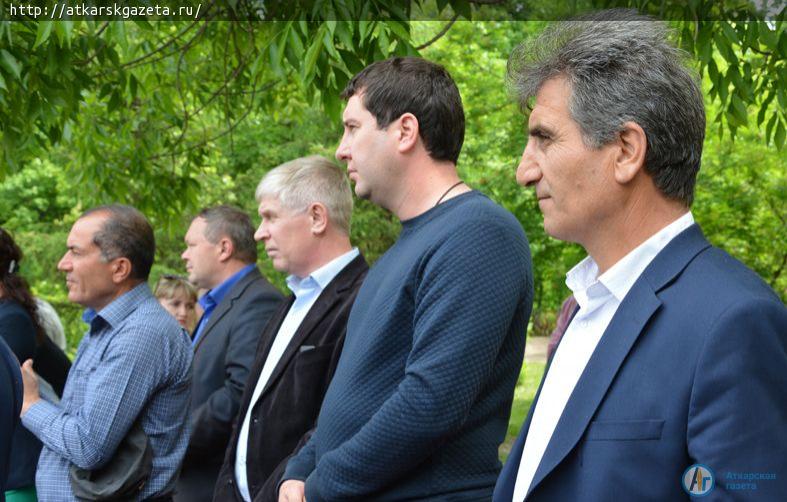 Глава района Виктор ЕЛИН поздравил юных аткарчан с Днем защиты детей (ФОТО)