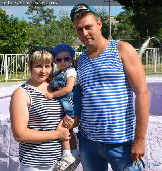 «Голубые береты» десантировались у Большого фонтана (ФОТО)