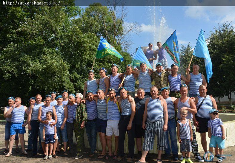 «Голубые береты» десантировались у Большого фонтана (ФОТО)