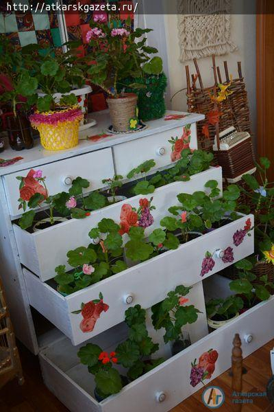 Гостиную для «Бабушкиной герани» оформили в ретро-стиле (ФОТО)