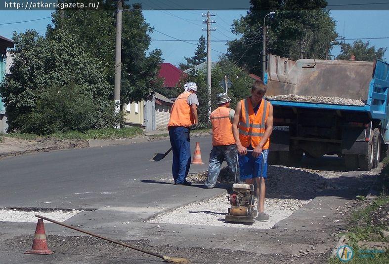 Идет ремонт дороги Аткарск-Вяжля