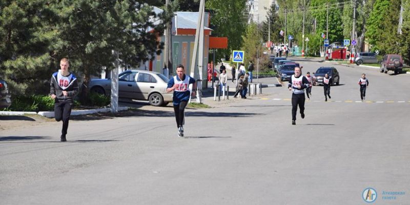 Юбилейный забег выявил лучших легкоатлетов Аткарска