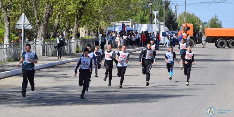 Юбилейный забег выявил лучших легкоатлетов Аткарска