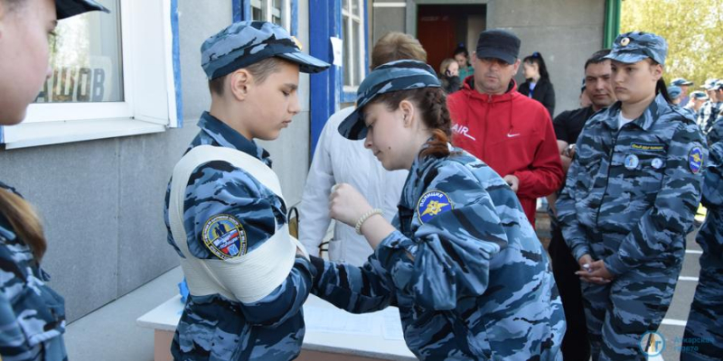 Юные друзья полиции из Аткарска победили в соревнованиях 