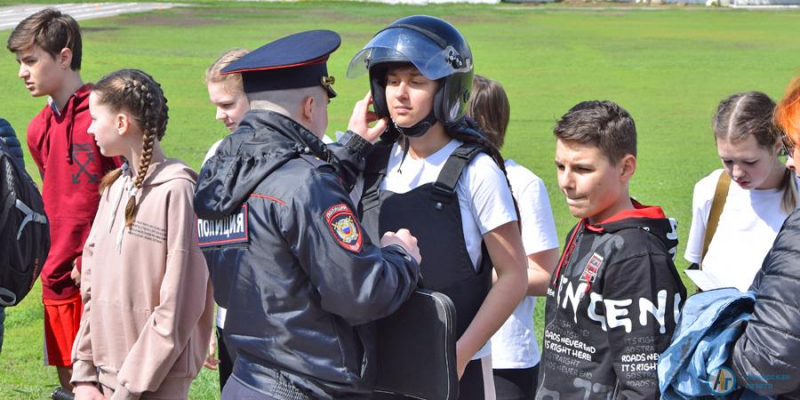 Юные друзья полиции из Аткарска победили в соревнованиях 