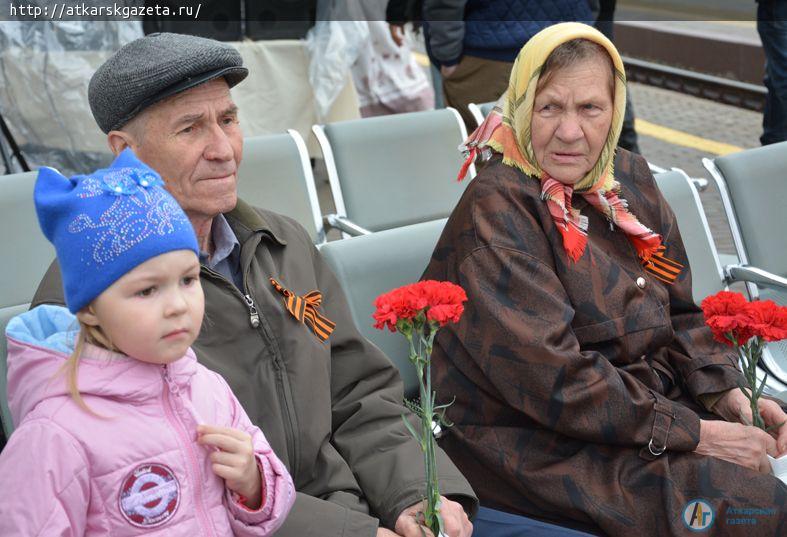 К Аткарску подходит ретро-поезд «Воинский эшелон» (ФОТО)