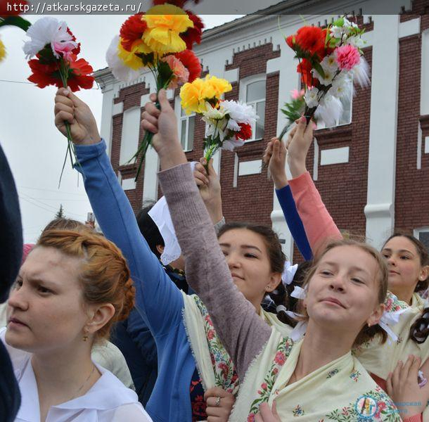 К Аткарску подходит ретро-поезд «Воинский эшелон» (ФОТО)