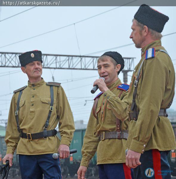 К Аткарску подходит ретро-поезд «Воинский эшелон» (ФОТО)