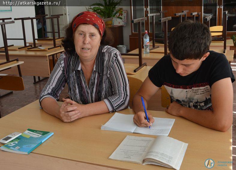 Капитальный ремонт спортивного зала Лопуховской школы близится к финишу (ФОТО)