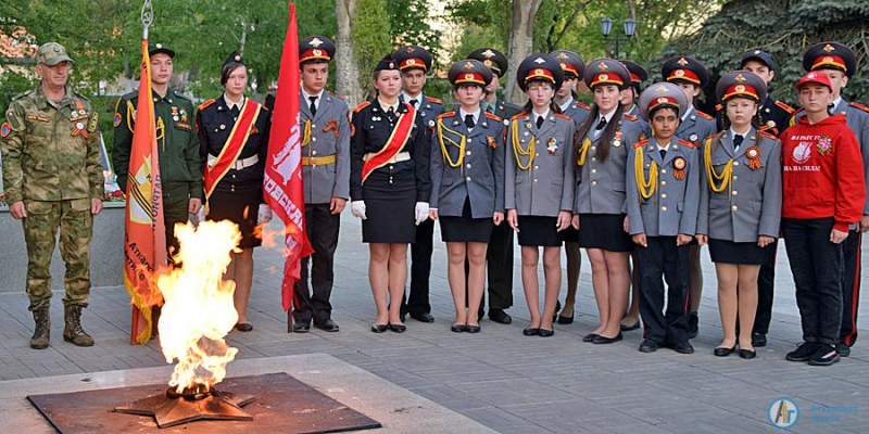 «Каскаду» вручили знамя волонтерской роты «Боевого братства»