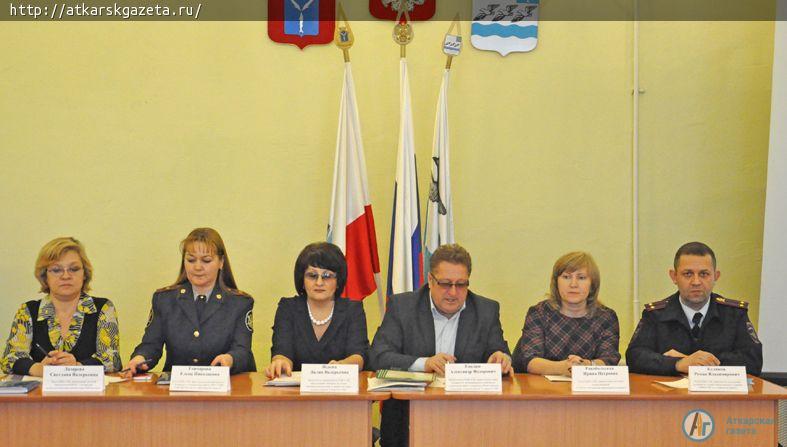 Количество подростковых преступлений  сократилось практически в три раза