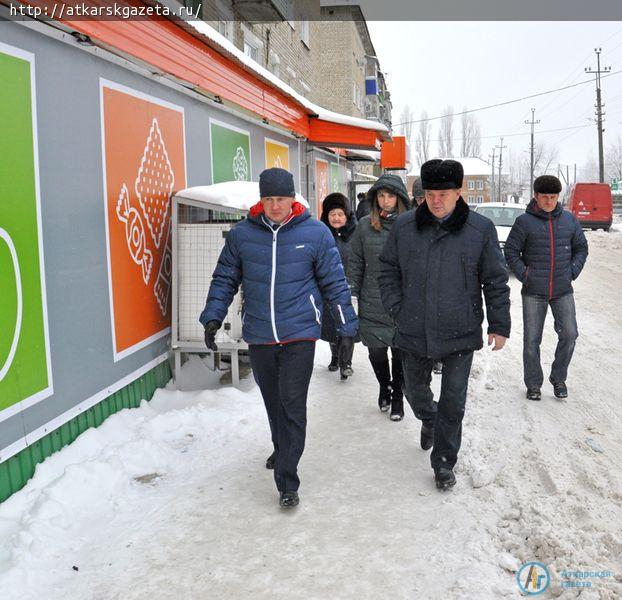 Коммунальщики города с очисткой дворов справились на три четверти (ФОТО)