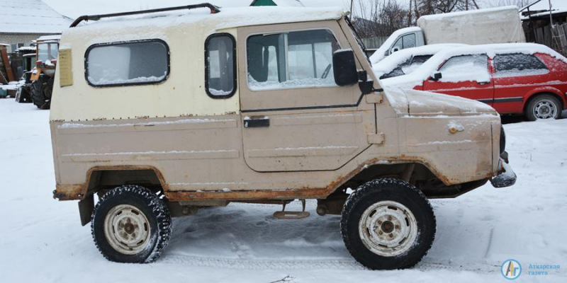 Конкурс «АГ». Парад старых автомобилей открывает «ЛуАЗ 968М» 1982 года