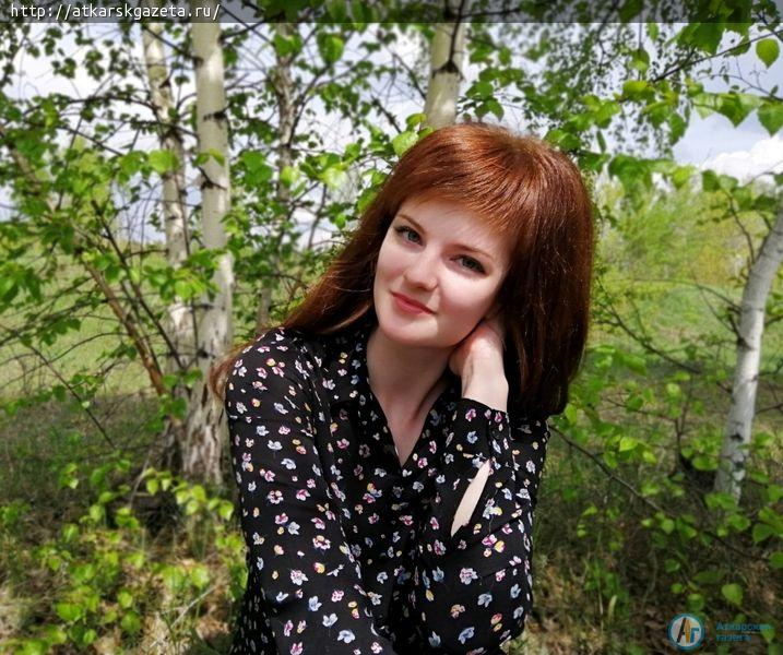 "Королева Аткарских роз". На звание королевы претендует учитель Виктория КУЗЬМИНА (ВИДЕО)