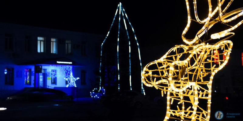 Корреспондент «АГ» прогулялся с фотокамерой по ночному Аткарску