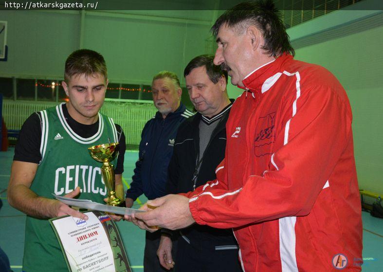 Кубок Аткарска по баскетболу завоевала команда «Бизон» (ФОТО)