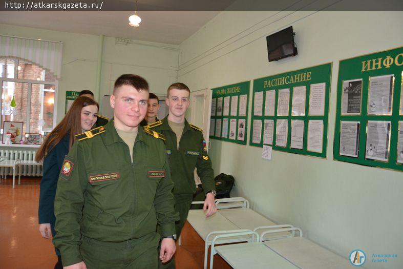 Курсантов со всех концов России встретила родная школа (ФОТО)