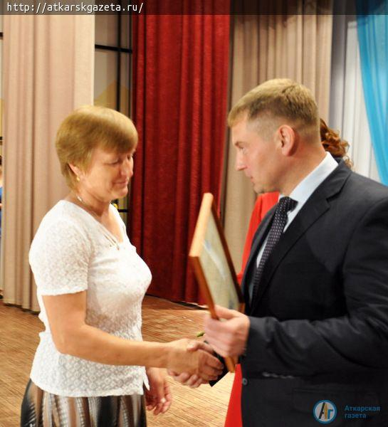 Люди с открытой душой сегодня отмечают профессиональный праздник (ФОТОРЕПОРТАЖ)