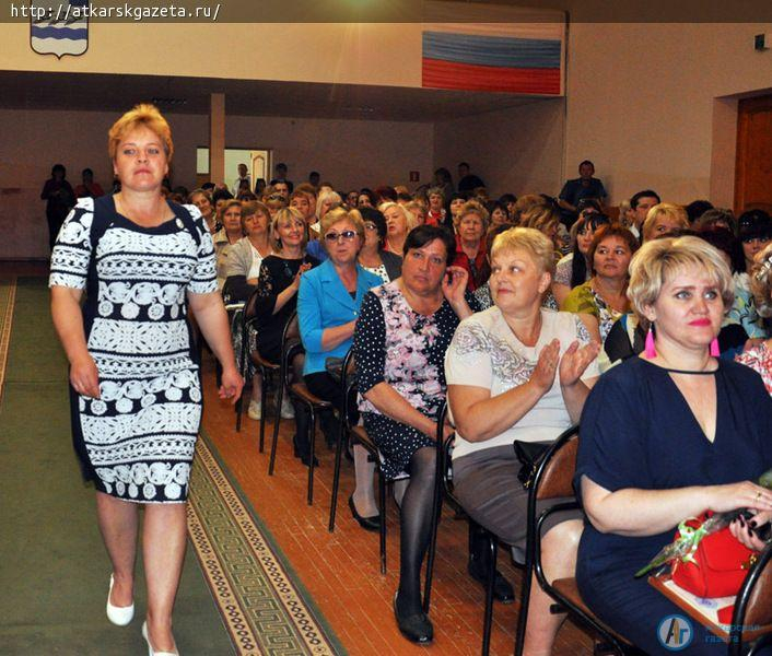 Люди с открытой душой сегодня отмечают профессиональный праздник (ФОТОРЕПОРТАЖ)