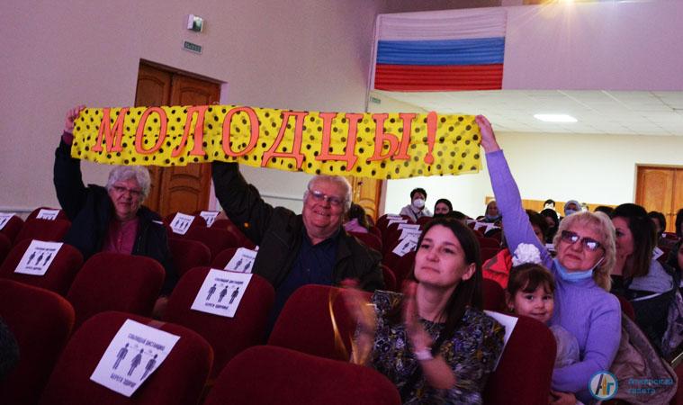 Мария Бойко и Галина Фокина признаны лучшими моделями из 60-х