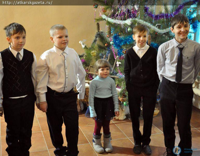 Мария ТАЛАЛАЕВА сделала для Рождественского конкурса 17 открыток (Фото)