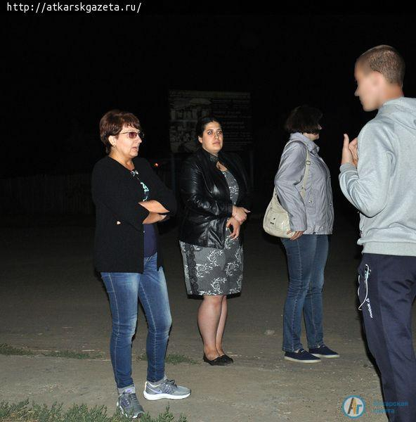 Мать отправила12-летних близнецов за солью в совсем «недетское время» (ФОТО)