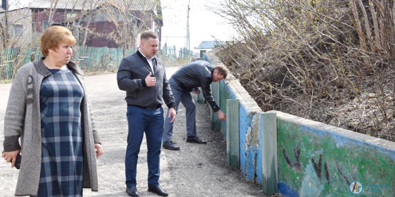 На Дегтярном роднике наведут порядок и обновят рисунки 