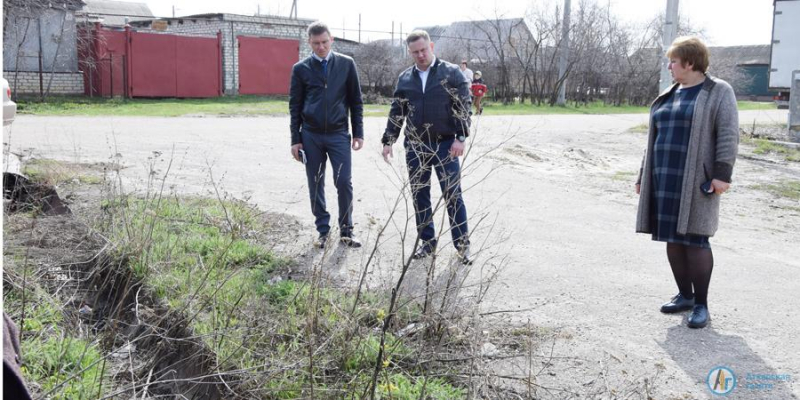 На Дегтярном роднике наведут порядок и обновят рисунки 