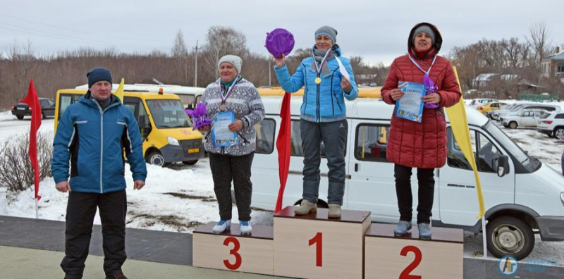 На старт "Аткарской лыжни-2020" вышли более 450 спортсменов