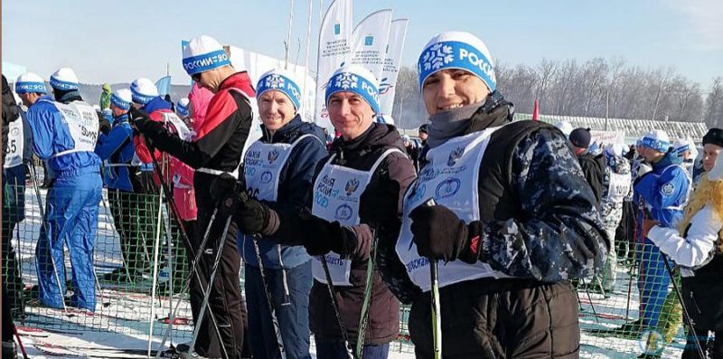 На старт областного этапа «Лыжни России» вышли 65 аткарчан