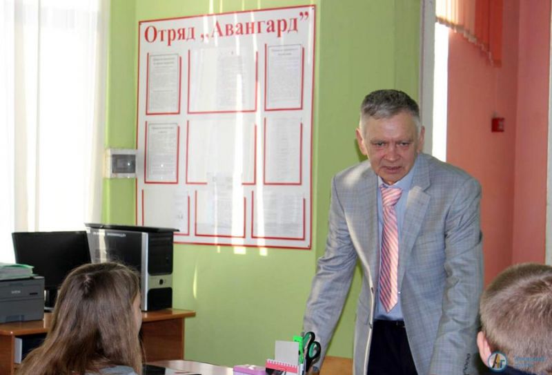 На уроке Мужества школьники встретились с ветераном афганской войны