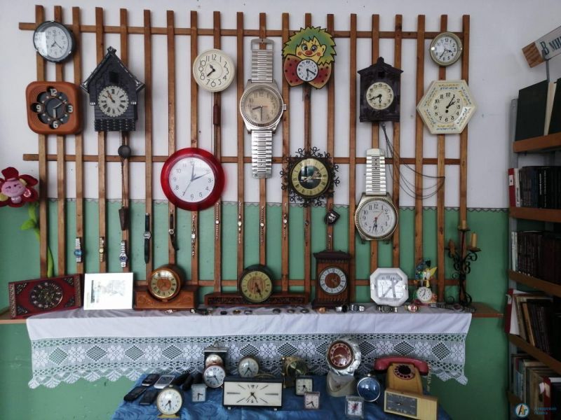 На выставку часов пригласили учеников Барановской школы