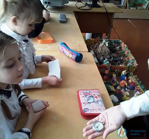На выставку часов пригласили учеников Барановской школы
