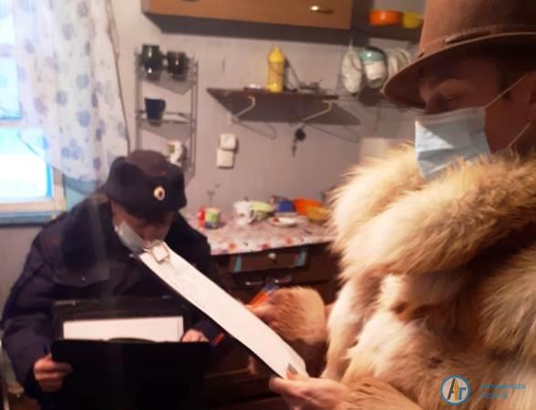 Новый год в Аткарске начался с посещения семей социального риска