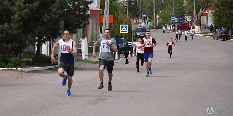 Около сотни аткарчан пробежали «Марафон Победы»