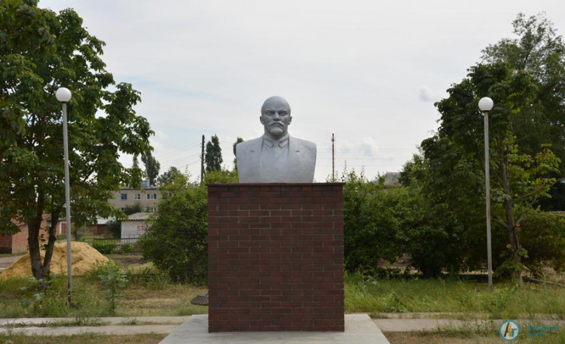 Отреставрированный Ленин вернулся на улицу Гоголя