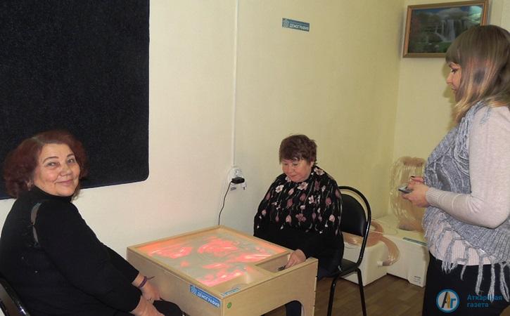 Пенсионеров приглашают снять стресс в комнату психологической разгрузки
