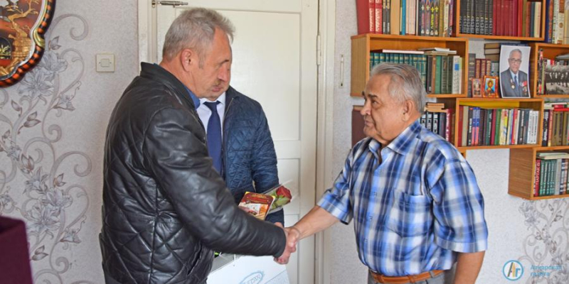 Почетный гражданин района Михаил Волков отмечает юбилей 
