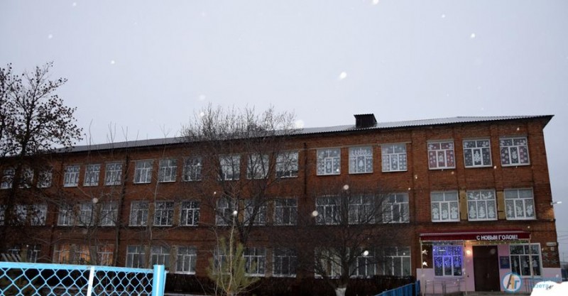 Подрядчики обещали закончить ремонт школьных крыш до 20 декабря