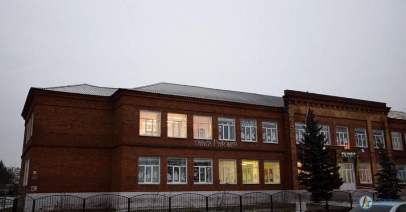 Подрядчики обещали закончить ремонт школьных крыш до 20 декабря