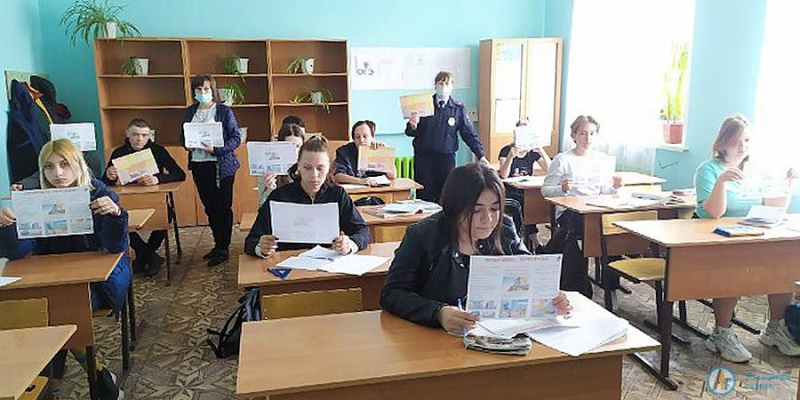 Полицейские предостерегли подростков от ошибок