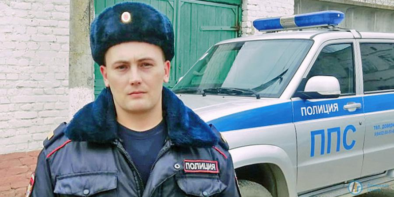 Полицейский помог вернуться домой потерявшему память пенсионеру 