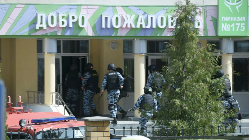 После стрельбы в Казани в школах области усилят меры безопасности