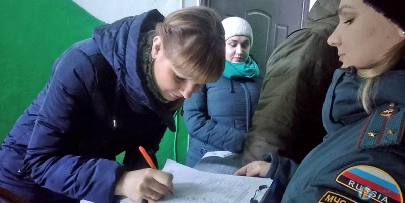 Пожарные проверили места продажи пиротехники